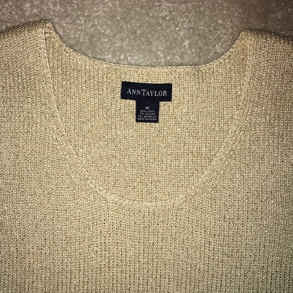 Ann Taylor knit top size medium - Picture 2 of 3